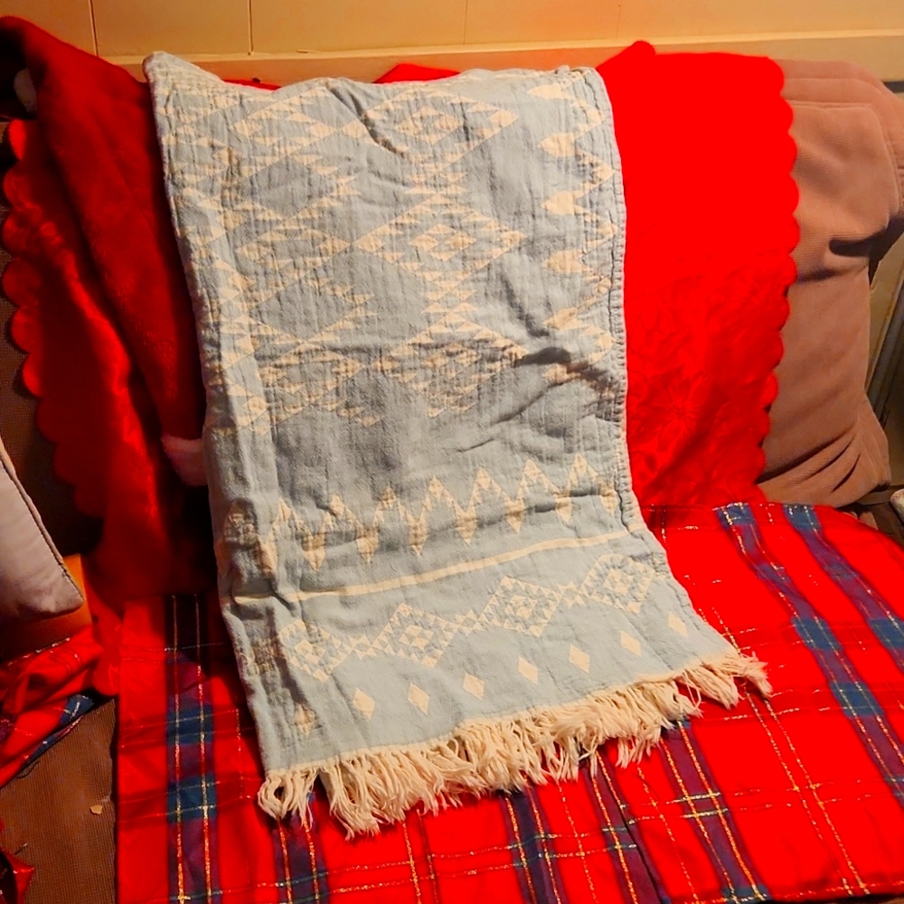 Pokoloko throw made in turkey